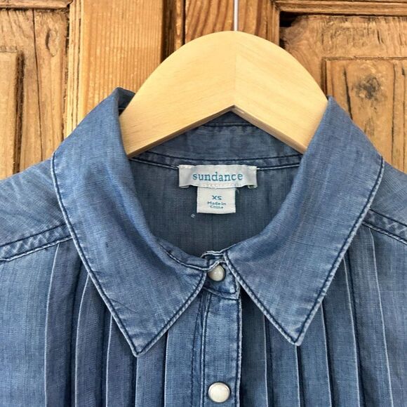 Sundance XS Blue Chambray‎ Button Front Blouse Long Sleeve Pleated Shirt Tessa - Picture 3 of 6